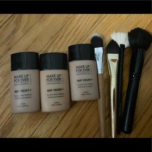 Makeup forever foundation